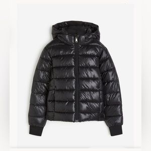 H&M kids puffer jacket size 8 black boy or girl